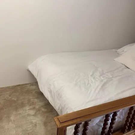 7e Tour Eiffel Apartment