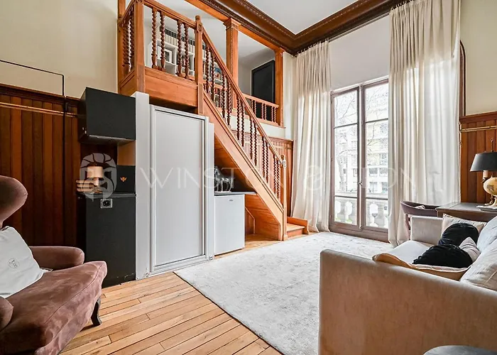 7e Tour Eiffel Appartement Paris